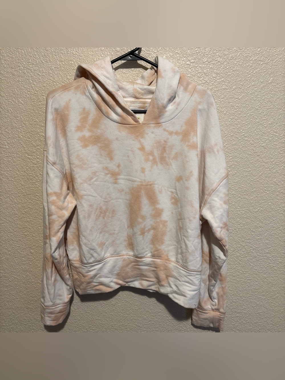 Offline by Aerie Cream and Tan Tie-Dye Cropped hoodie butter soft